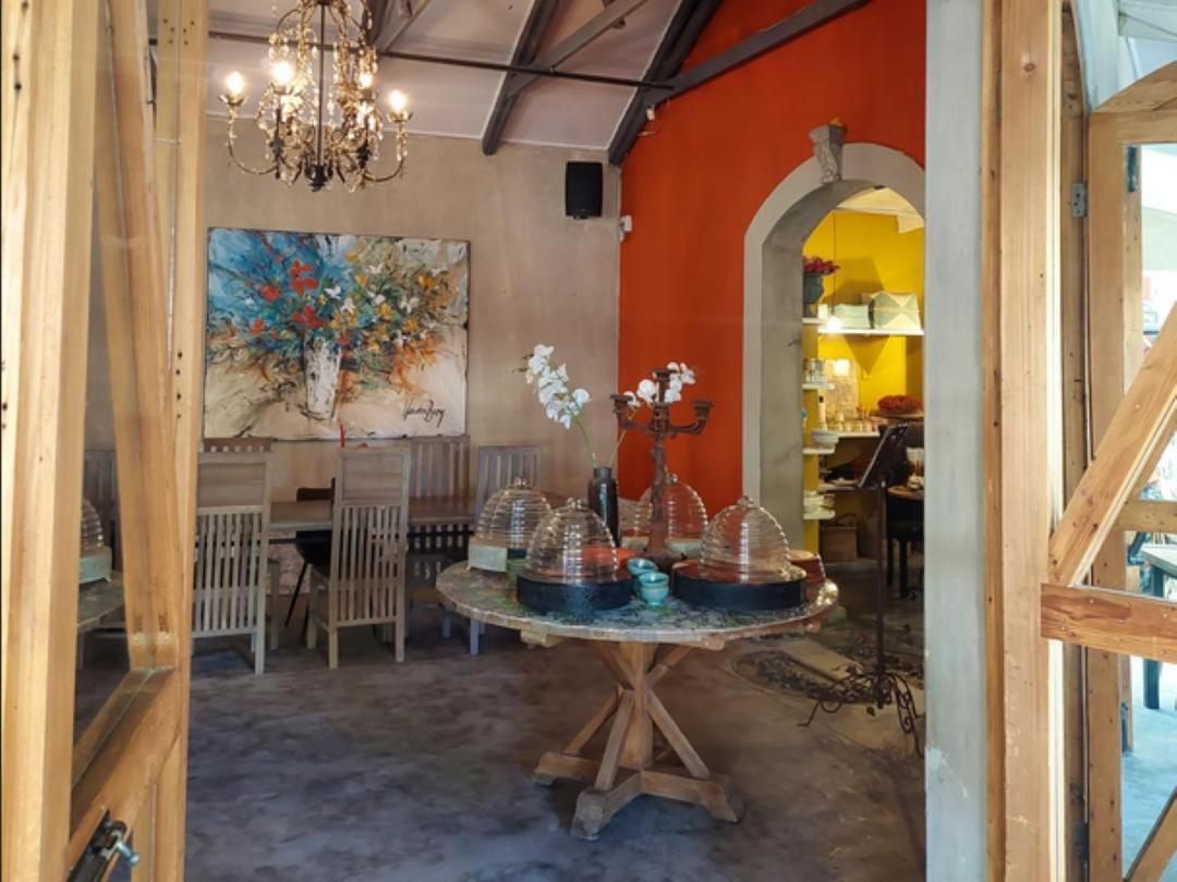 Art And Soul Restaurant, Accommodation, French Bar And Art Gallery Parys Dış mekan fotoğraf